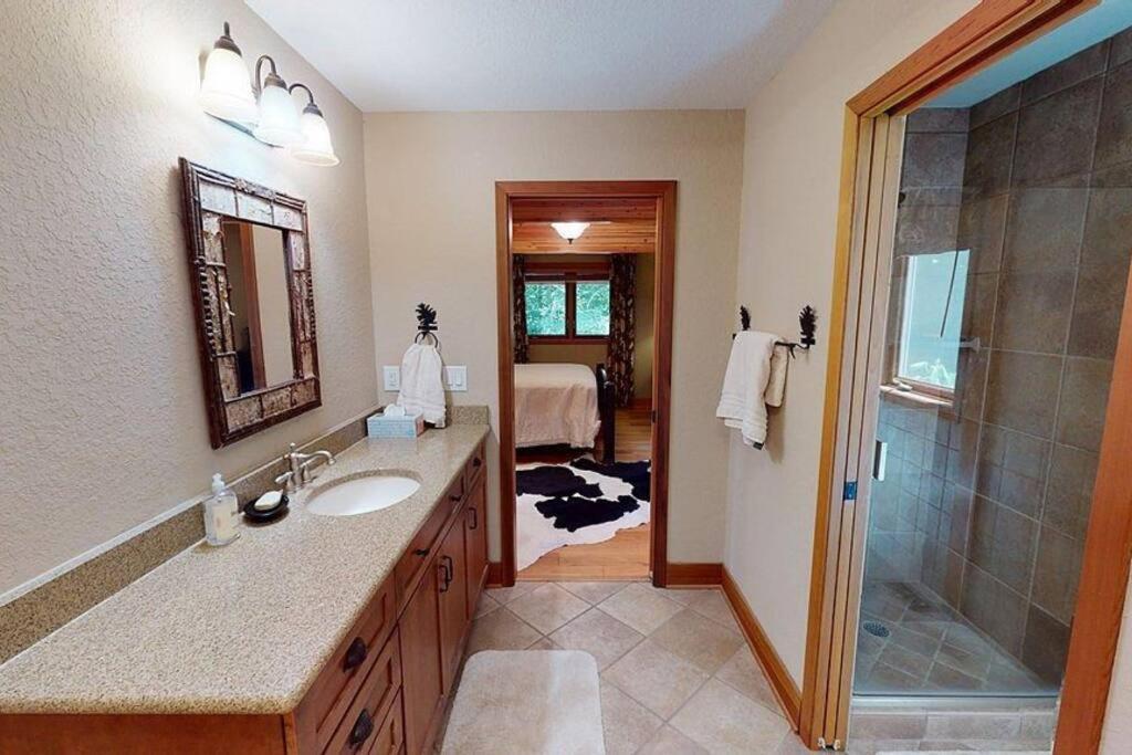 --Mountain Chalet Getaway With Breathtaking View Next To Tail Of Dragon-- Robbinsville Bagian luar foto